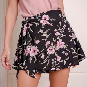 Lulus floral skort